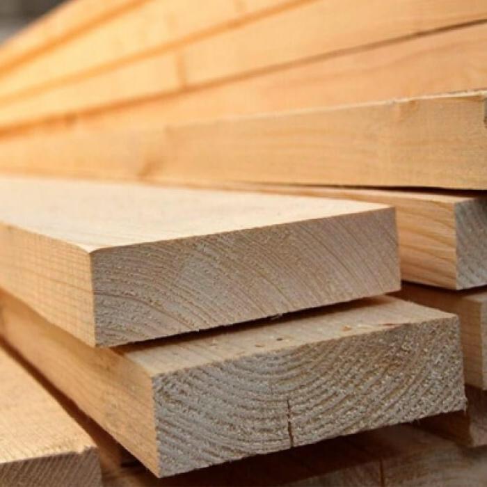 Доска и брус естественной влажности из сосны